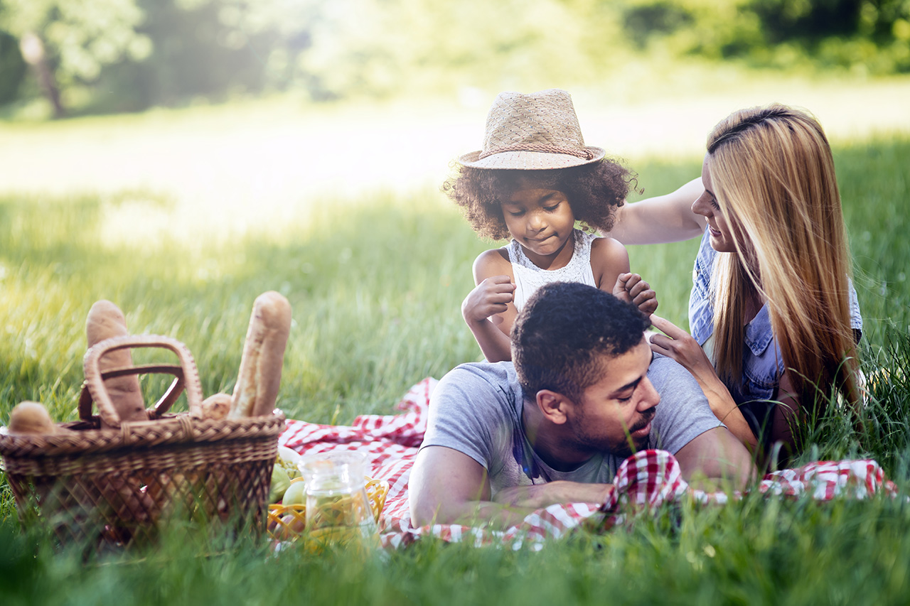 outdoor spaces AT Polaris at East Point apartments located in Atlanta, GA